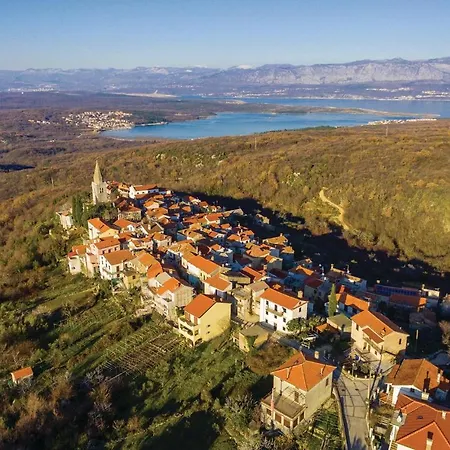 Apartment Stunning Apartment In Malinska With Wifi Malinska